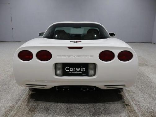 2001 Chevrolet Corvette Base