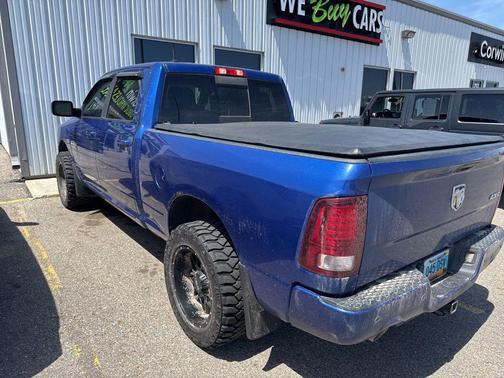 Blue Streak Pearlcoat 2016 RAM 1500 Sport