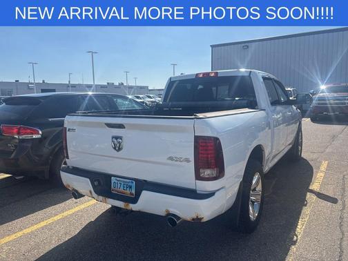 Bright White 2016 RAM 1500 Sport