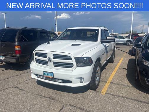 Bright White 2016 RAM 1500 Sport