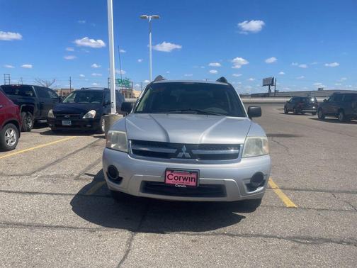 Silver 2008 Mitsubishi Endeavor LS