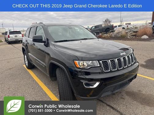2019 Jeep Grand Cherokee Laredo