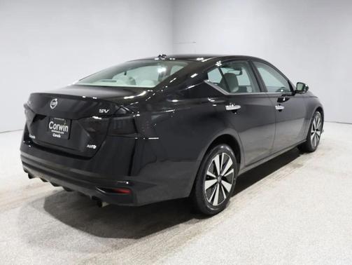 2020 Nissan Altima 2.5 SV