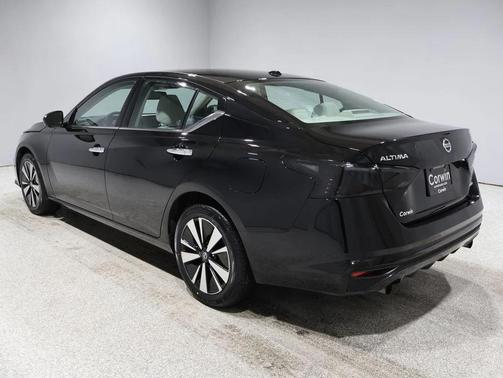2020 Nissan Altima 2.5 SV