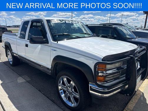 White 1996 Chevrolet 1500 Fleetside