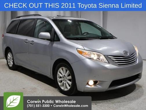 2011 Toyota Sienna XLE