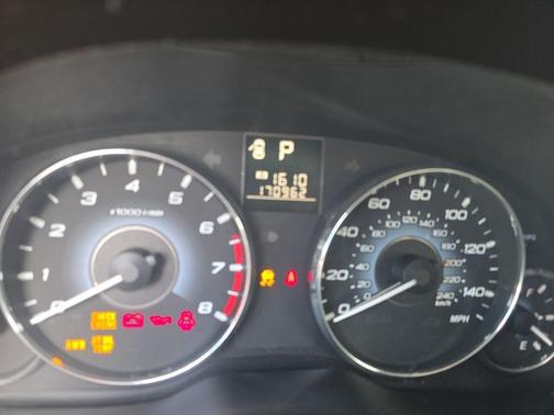 Cypress Green Pearl 2010 Subaru Outback 2.5 i Premium