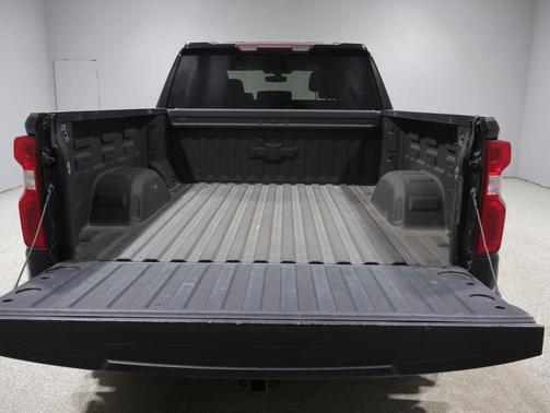 Black 2020 Chevrolet Silverado 1500 RST