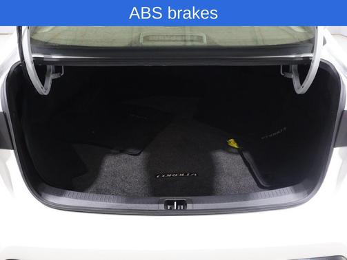 Ice Cap 2024 Toyota Corolla Hybrid SE