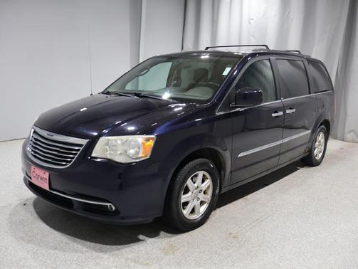 2011 Chrysler Town & Country Touring