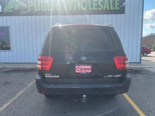 2002 Toyota Sequoia SR5