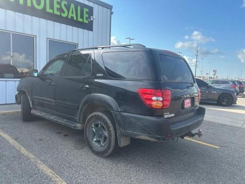 2002 Toyota Sequoia SR5