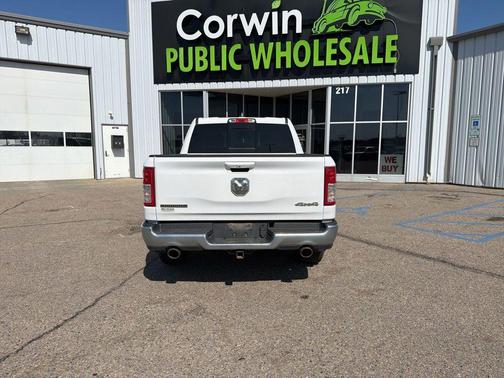 Bright White Clearcoat 2021 RAM 1500 Big Horn/Lone Star