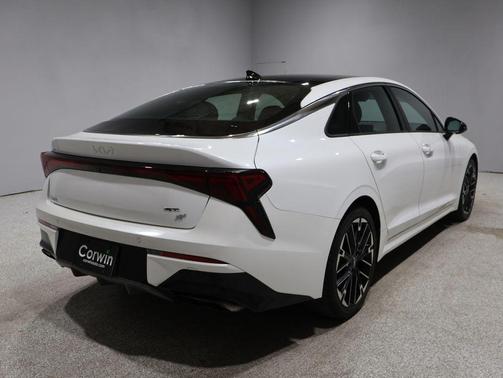 2025 Kia K5 GT
