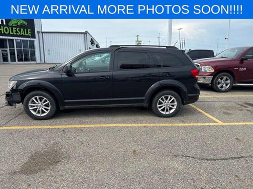 Brilliant Black Crystal Pearlcoat 2013 Dodge Journey SXT