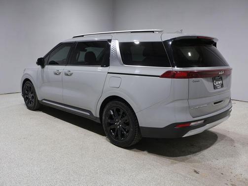 Ceramic Silver 2022 Kia Carnival SX Prestige