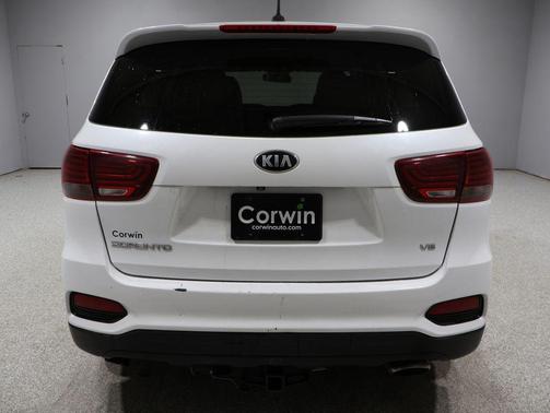 2019 Kia Sorento LX