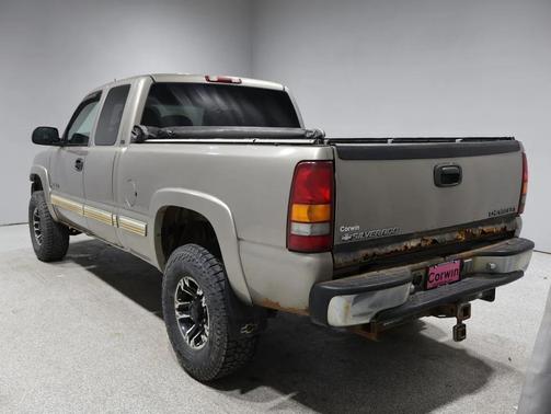 2002 Chevrolet Silverado 2500 LT H/D Extended Cab