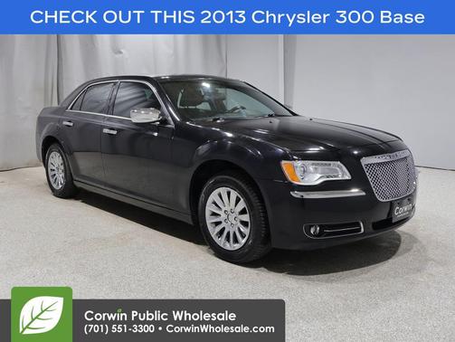 Gloss Black 2013 Chrysler 300 S