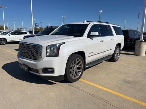 2016 GMC Yukon XL Denali