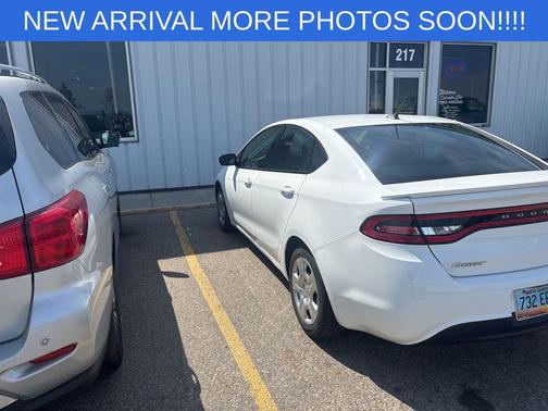 Bright White Clearcoat 2014 Dodge Dart SE