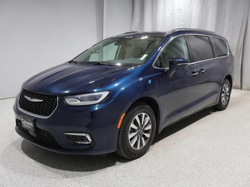Fathom Blue Pearlcoat 2021 Chrysler Pacifica Hybrid Touring L