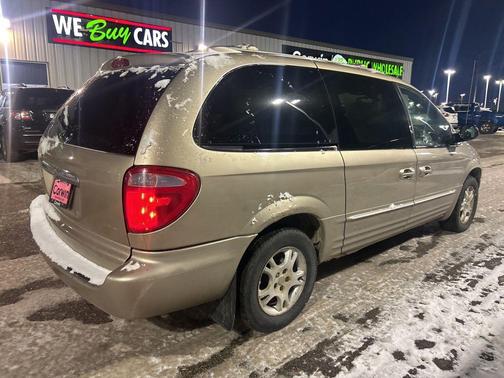 2003 Chrysler Town & Country Limited