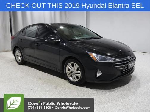 2019 Hyundai ELANTRA SEL