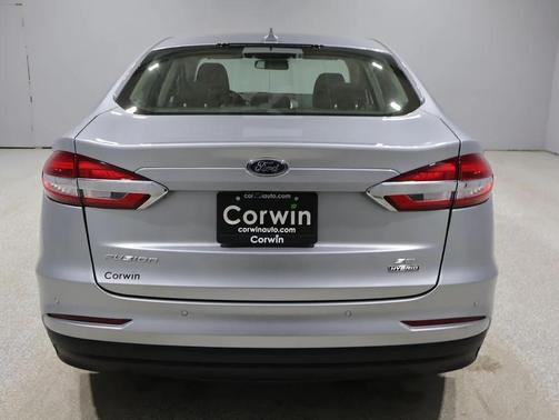 2020 Ford Fusion Hybrid SE