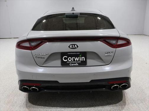 2021 Kia Stinger GT2