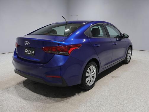 Admiral Blue 2021 Hyundai Accent SE