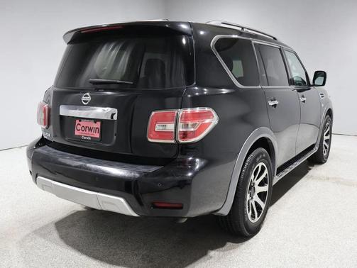 2017 Nissan Armada SV