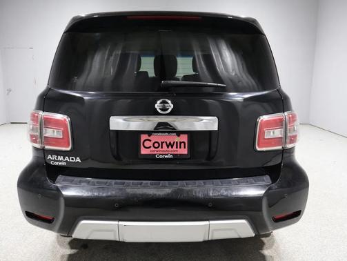 2017 Nissan Armada SV