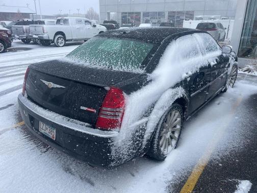 2007 Chrysler 300C Base