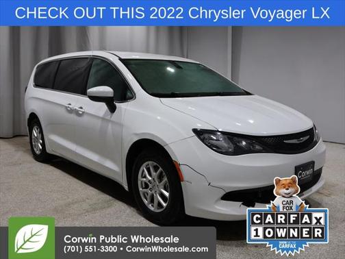 2022 Chrysler Voyager LX