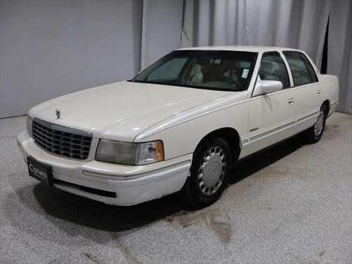 1999 Cadillac DeVille Base