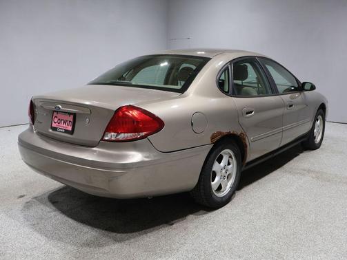 2007 Ford Taurus SE