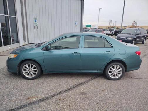 2010 Toyota Corolla LE