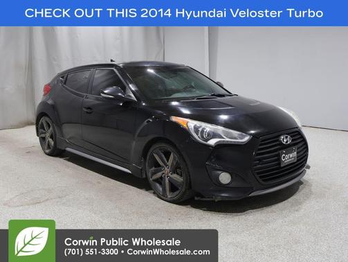 Ultra Black Pearl 2014 Hyundai Veloster Turbo