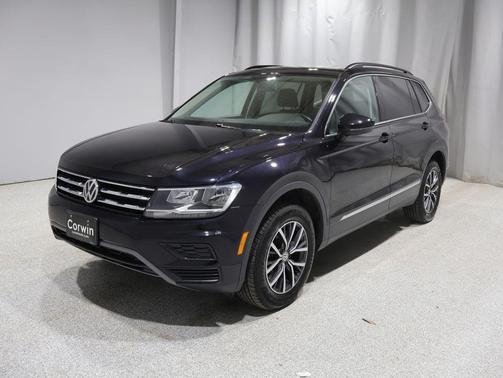 Deep Black Pearl 2020 Volkswagen Tiguan 2.0T SE 4MOTION