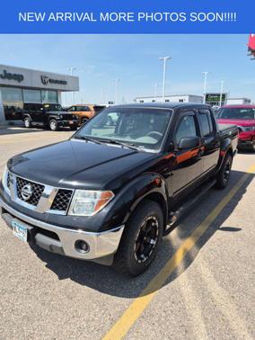 Super Black 2008 Nissan Frontier SE Crew Cab