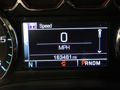 White Diamond Tricoat 2015 Chevrolet Suburban 1500 LTZ