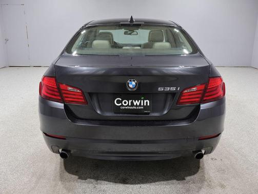 Gray 2011 BMW 535 xDrive