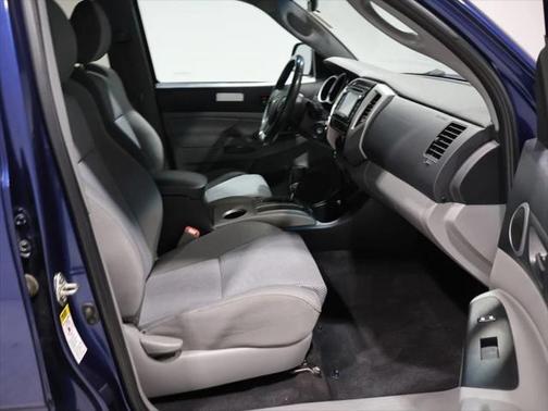 2014 Toyota Tacoma Base