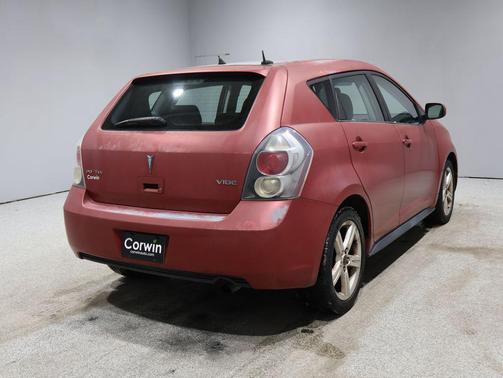 2009 Pontiac Vibe Base