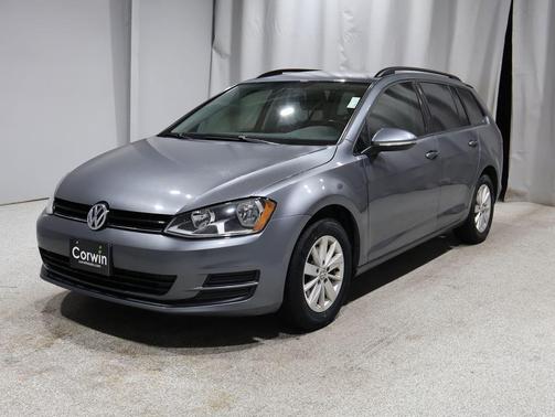 2015 Volkswagen Golf SportWagen TSI S 4-Door