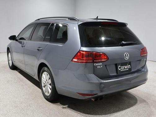 2015 Volkswagen Golf SportWagen TSI S 4-Door