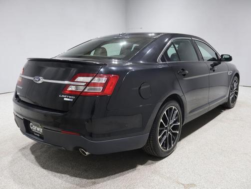 2017 Ford Taurus Limited