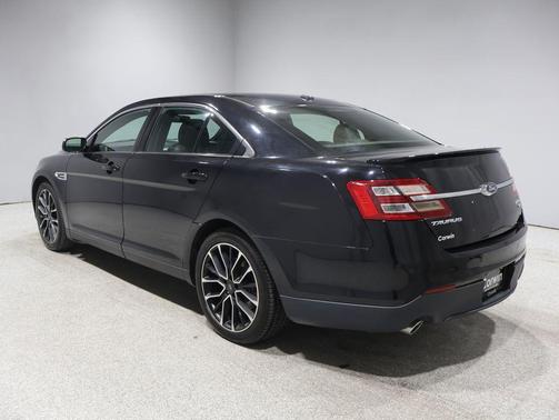 2017 Ford Taurus Limited
