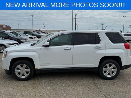 Champagne Silver 2015 GMC Terrain SLE-1